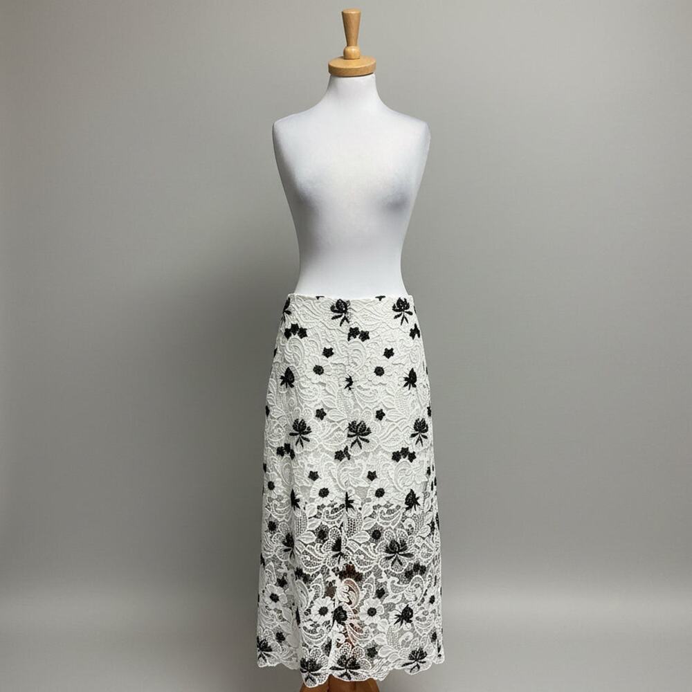 Alice & Olivia white and black lace Ophelia skirt, size 10